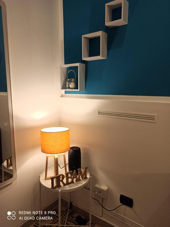 Appartamento Con Cortile A 30 Mt. Dal Mare Bari Dış mekan fotoğraf