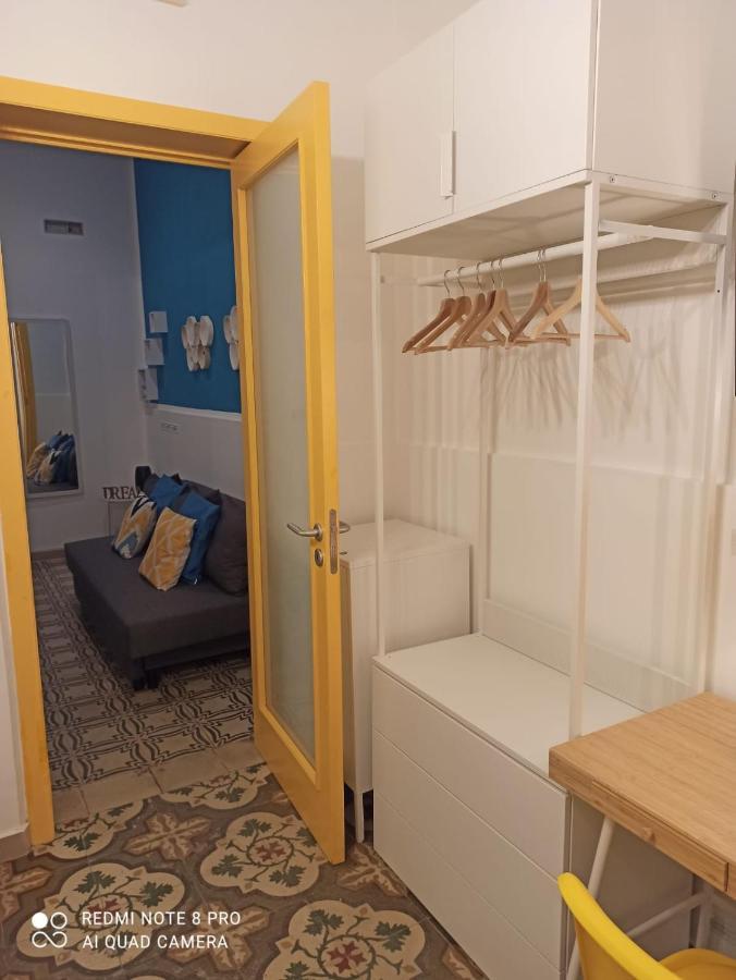 Appartamento Con Cortile A 30 Mt. Dal Mare Bari Dış mekan fotoğraf